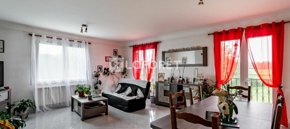 4 bedrooms House in Laruscade, France No. 98825 2