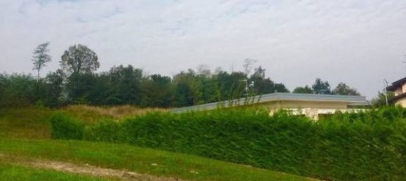  Land in Erbusco, Italy No. 142886 5