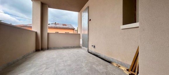 2 rooms Duplex in Sona, Italy No. 26959 3