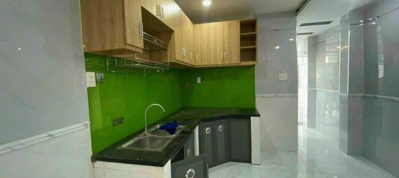 38.5m² Townhouse in District 7, Vietnam No. 9755 2