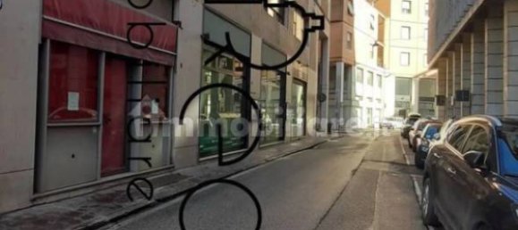 4 rooms Commercial property in Mantua, Italy No. 346623 32