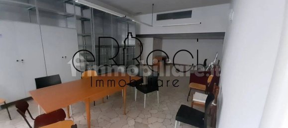 4 rooms Commercial property in Mantua, Italy No. 346623 22