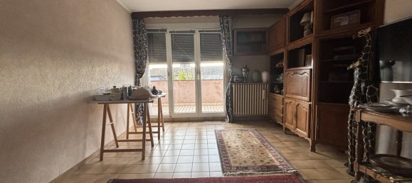 3 chambres Maison de ville à Bouzonville, France No. 160143 3