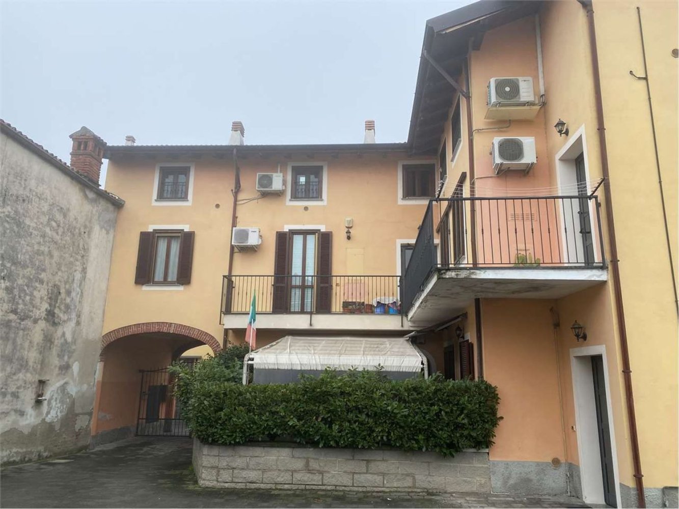 3 rooms Apartment in Gambolò, Italy No. 130495