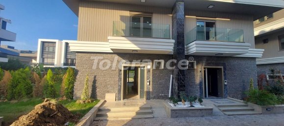 Villa 5+1 in Antalya, Turkey No. 3920 20