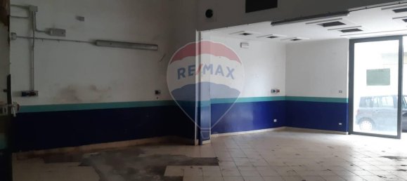 2 rooms Commercial property in Caltanissetta, Italy No. 128288 6