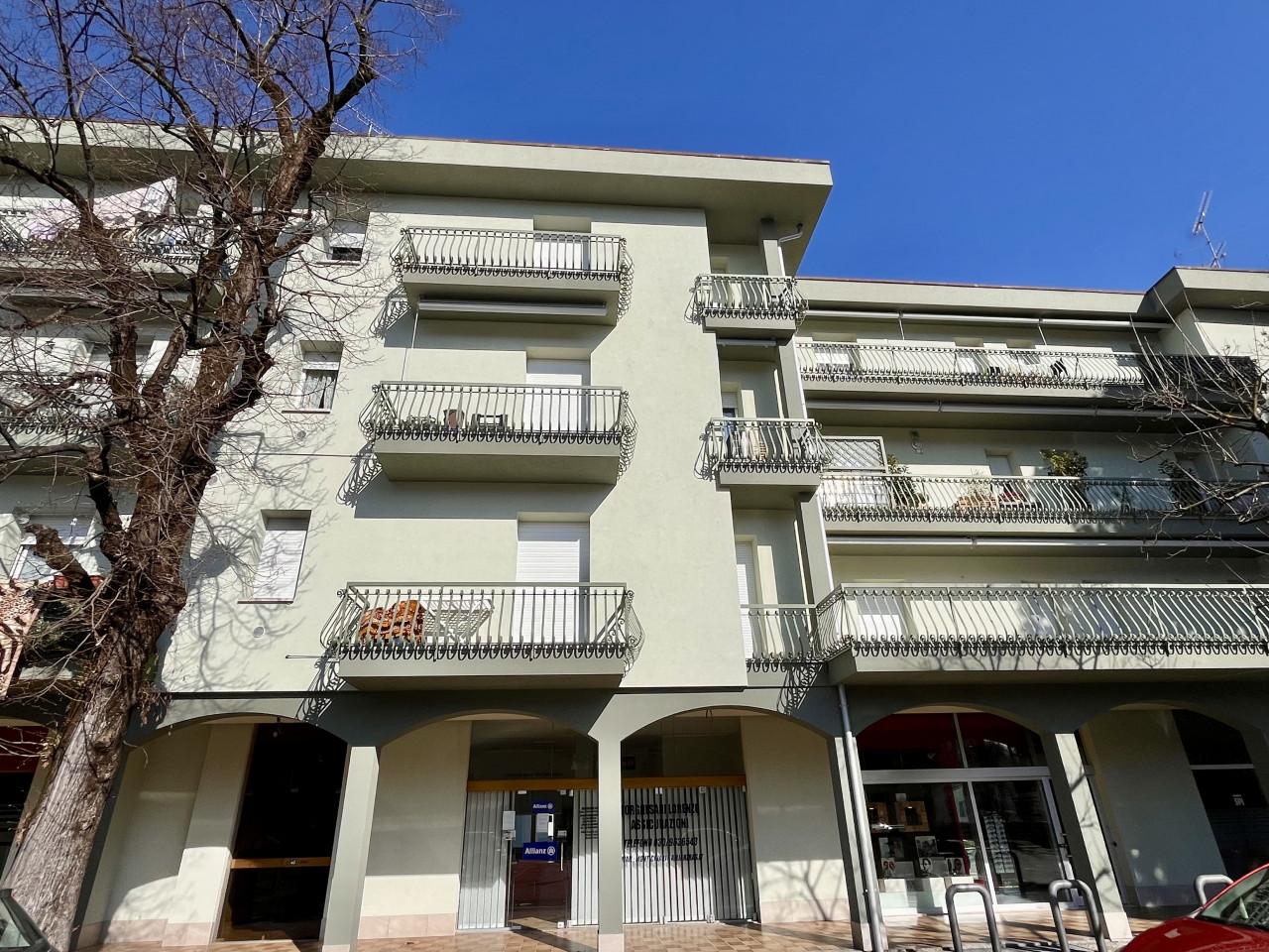 3غرفة شقة في Calcinato, Italy رقم 230812