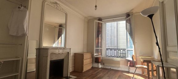 2 bedrooms Apartment in Paris, France No. 356798 2