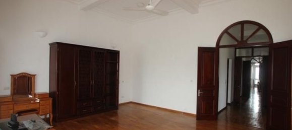 3 bedrooms Apartment in Tay Ho, Vietnam No. 5895 3