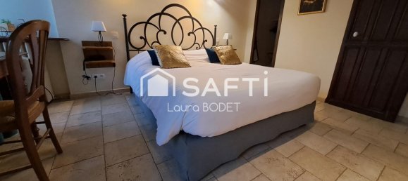 24 bedrooms Castles in Beaumont-en-Veron, France No. 249094 12