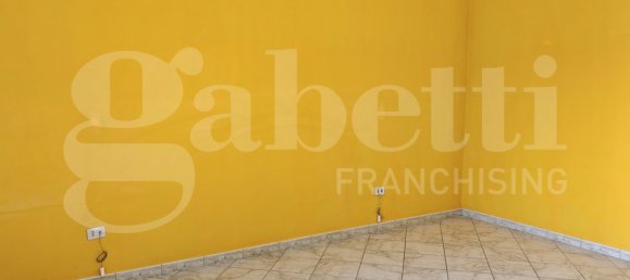 3 bedrooms Apartment in Montaquila, Italy No. 311703 7