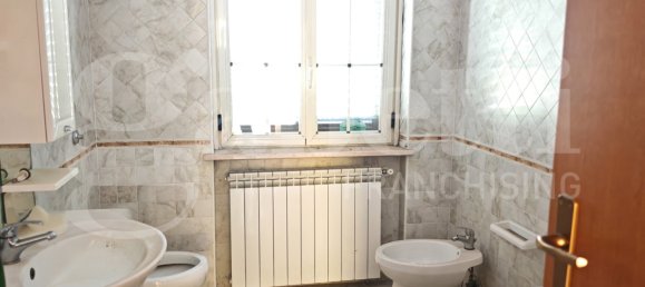 3 bedrooms Apartment in Montaquila, Italy No. 311703 11