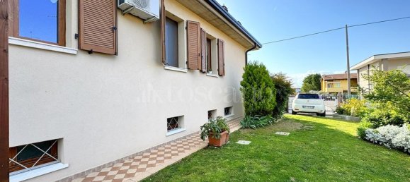 4 rooms Villa in Peschiera del Garda, Italy No. 145398 30