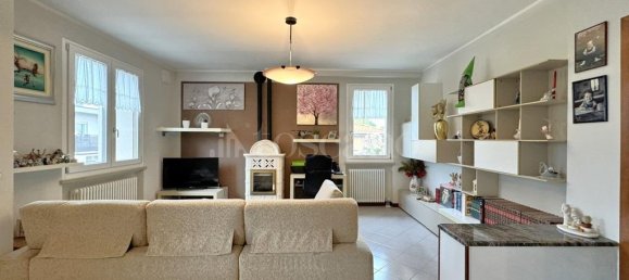 4 rooms Villa in Peschiera del Garda, Italy No. 145398 4