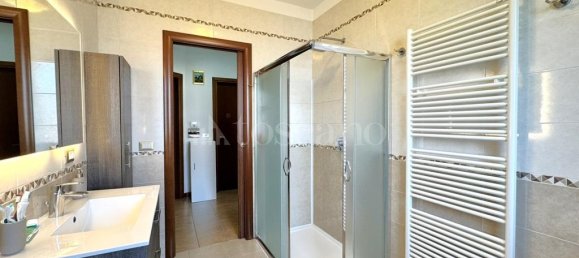 4 rooms Villa in Peschiera del Garda, Italy No. 145398 24