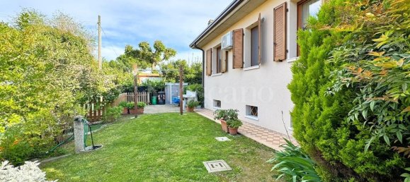 4 rooms Villa in Peschiera del Garda, Italy No. 145398 28