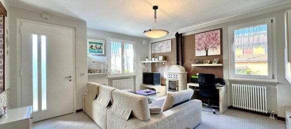 4 rooms Villa in Peschiera del Garda, Italy No. 145398 2