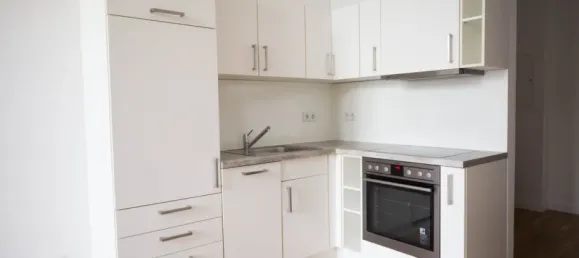 2 rooms Apartment in Lichterfelde, Germany No. 333620 4