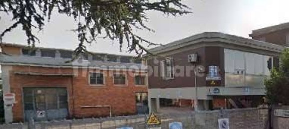 Almacén de 5 habitaciónes en Baranzate, Italy No. 332223 7