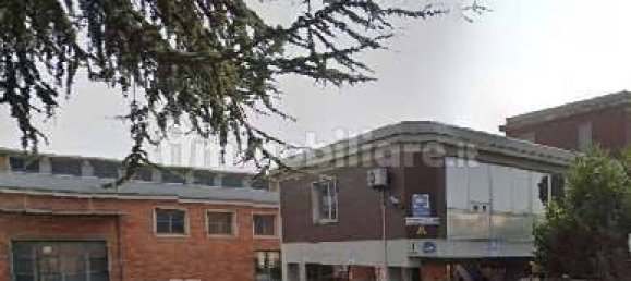 Almacén de 5 habitaciónes en Baranzate, Italy No. 332223 4