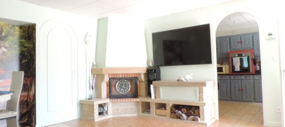 2 bedrooms House in Tain-l'Hermitage, France No. 192282 4