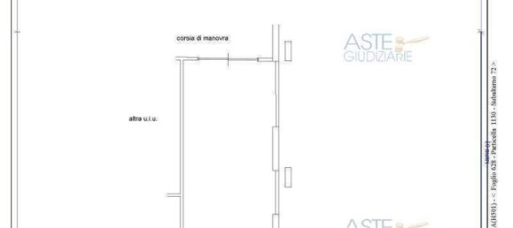 52m² Garage in Rome, Italy No. 28111 13