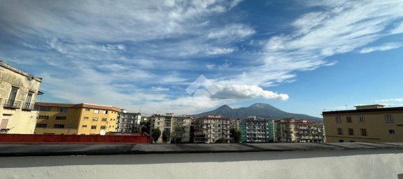 5 rooms Apartment in Portici, Italy No. 145678 24