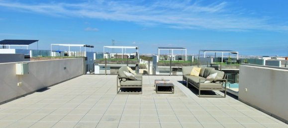 3 bedrooms Villa in Alicante, Spain No. 177092 3