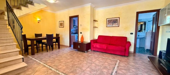 Дом с 3 комнатами в Ардеа, Италия № 9603 10