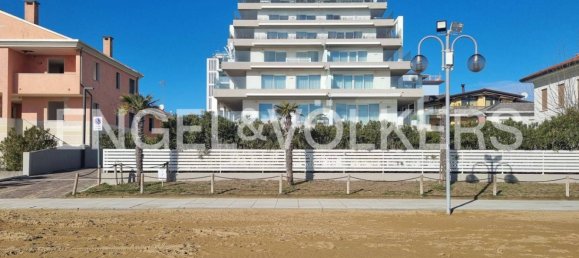 3 Schlafzimmer Wohnung in Jesolo, Italy, Nr. 358586 11