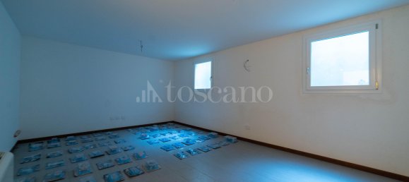 Villa de 8 divisões em Udine, Italy N.º 349593 48