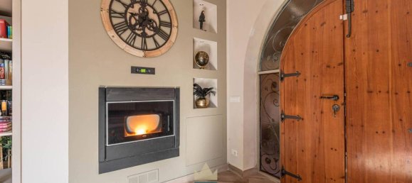 5 rooms Villa in Palermo, Italy No. 37265 7