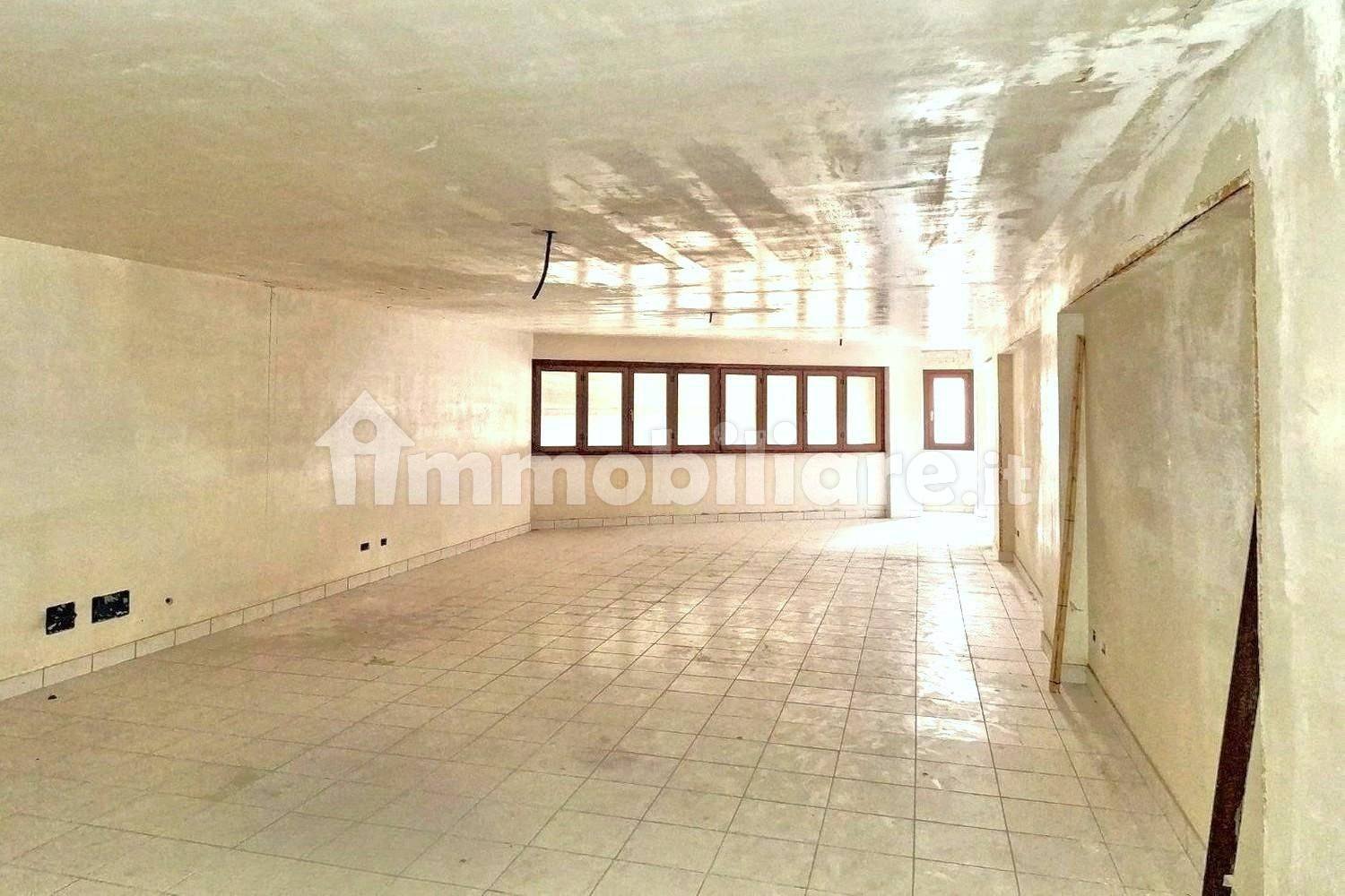 Гараж с 1 спальней в Карини, Италия № 337304