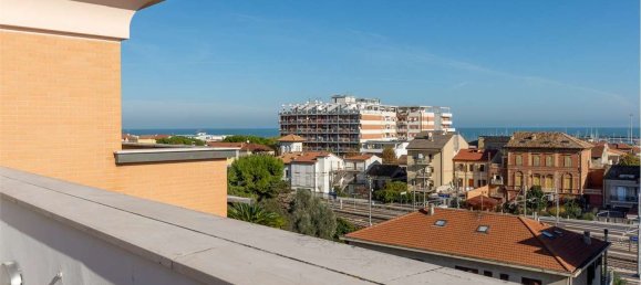5-Zimmer Penthouse in Civitanova Marche, Italy, Nr. 151850 31