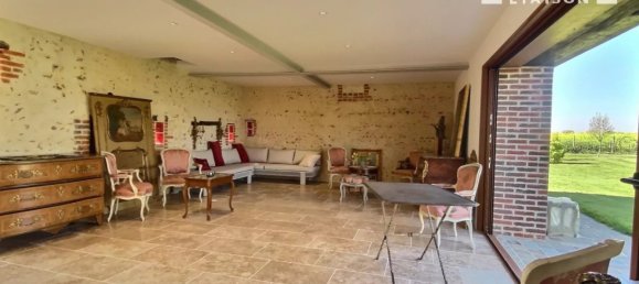 Casa de 5 dormitorios en Sarthe, France No. 293119 2