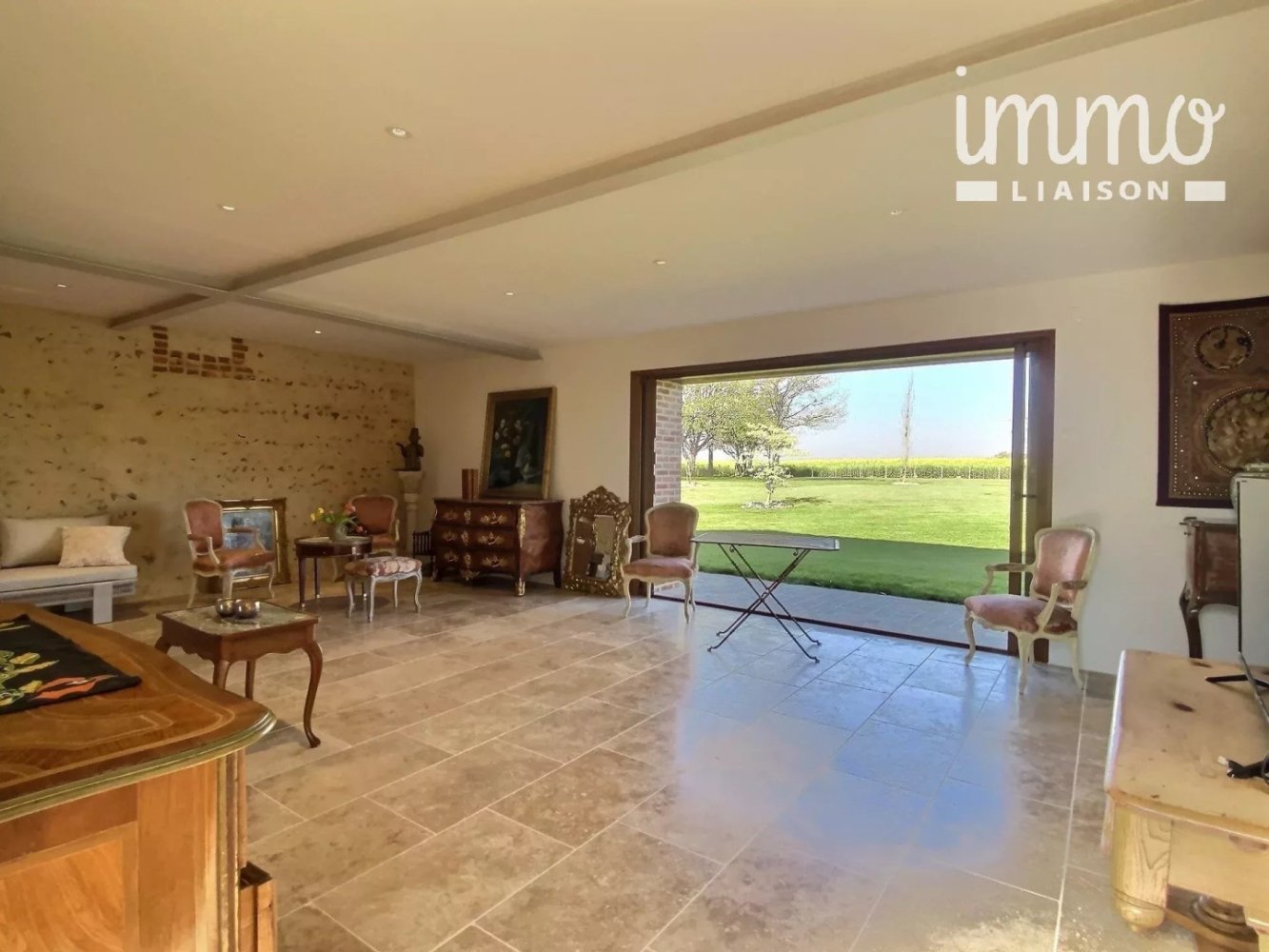 Casa de 5 dormitorios en Sarthe, France No. 293119