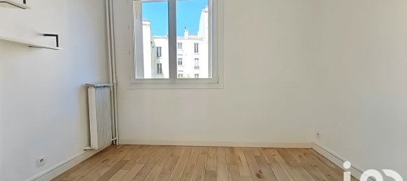 3 bedrooms Apartment in Courbevoie, France No. 330686 9