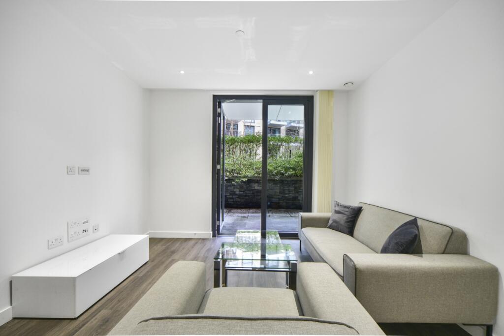 1 bedroom Apartment in London, United Kingdom No. 8317