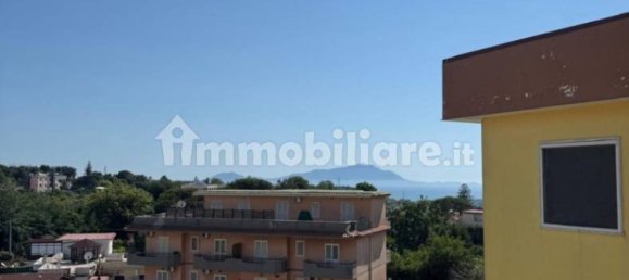 3 bedrooms Apartment in Pozzuoli, Italy No. 311777 2