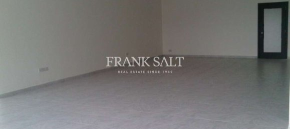 3484m² Shop in Sliema, Malta No. 12812 3