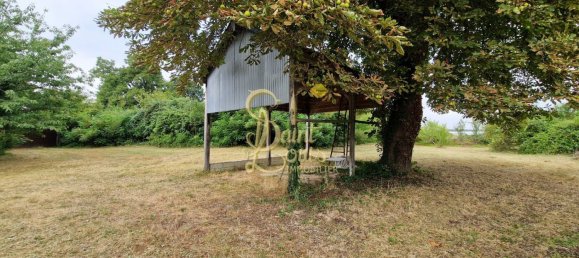 Casa de 4 dormitorios en Richelieu, France No. 251051 14