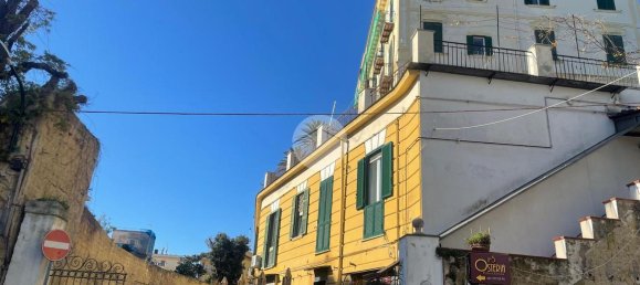3-Zimmer Wohnung in Naples, Italy, Nr. 77726 2