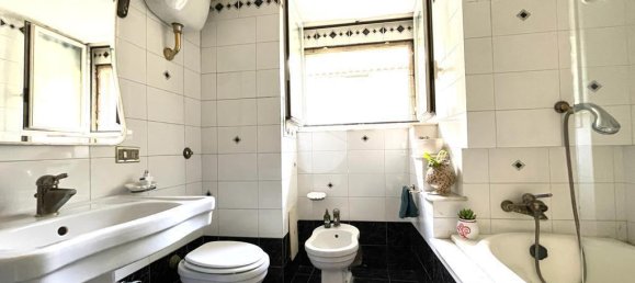 3-Zimmer Wohnung in Naples, Italy, Nr. 77726 10