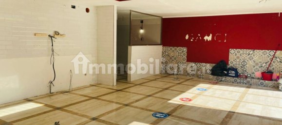 Propiedad comercial de 5 habitaciónes en Palermo, Italy No. 44230 4