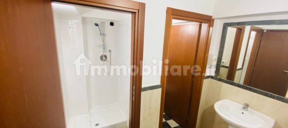 Propiedad comercial de 5 habitaciónes en Palermo, Italy No. 44230 44