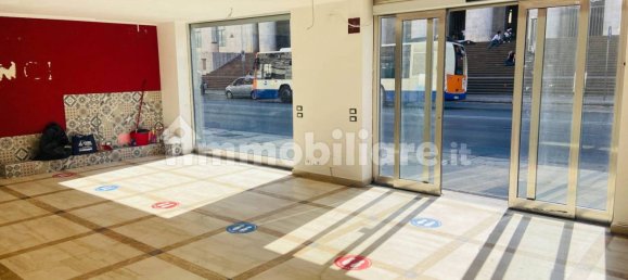 Propiedad comercial de 5 habitaciónes en Palermo, Italy No. 44230 3