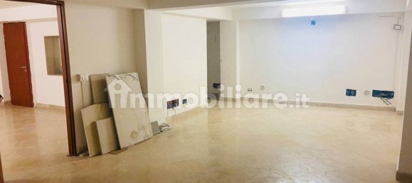 Propiedad comercial de 5 habitaciónes en Palermo, Italy No. 44230 39