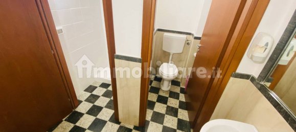 Propiedad comercial de 5 habitaciónes en Palermo, Italy No. 44230 45