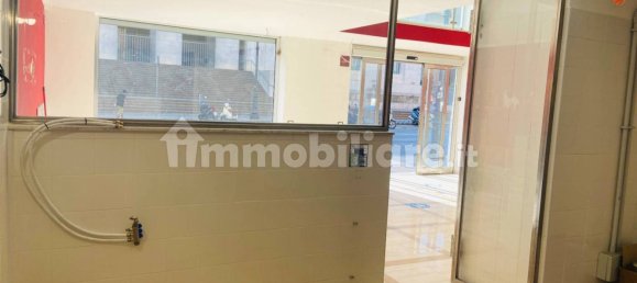 Propiedad comercial de 5 habitaciónes en Palermo, Italy No. 44230 9