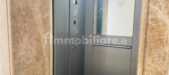 Propiedad comercial de 5 habitaciónes en Palermo, Italy No. 44230 24